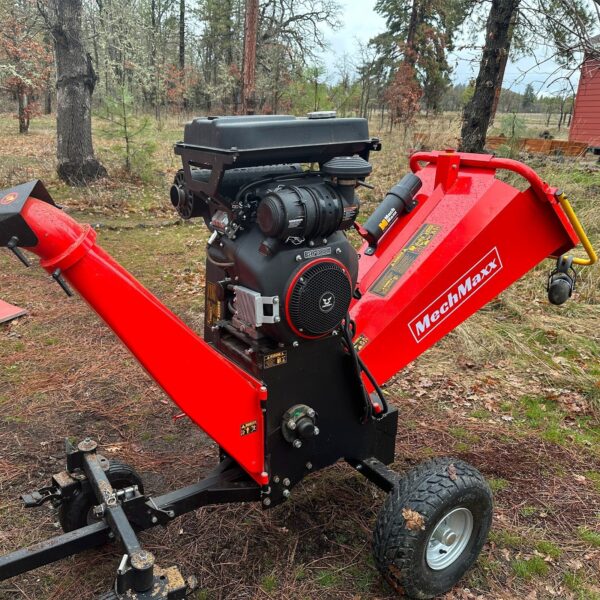 MechMaxx B200 Wood Chipper 35HP 8-Inch – Red – view 4